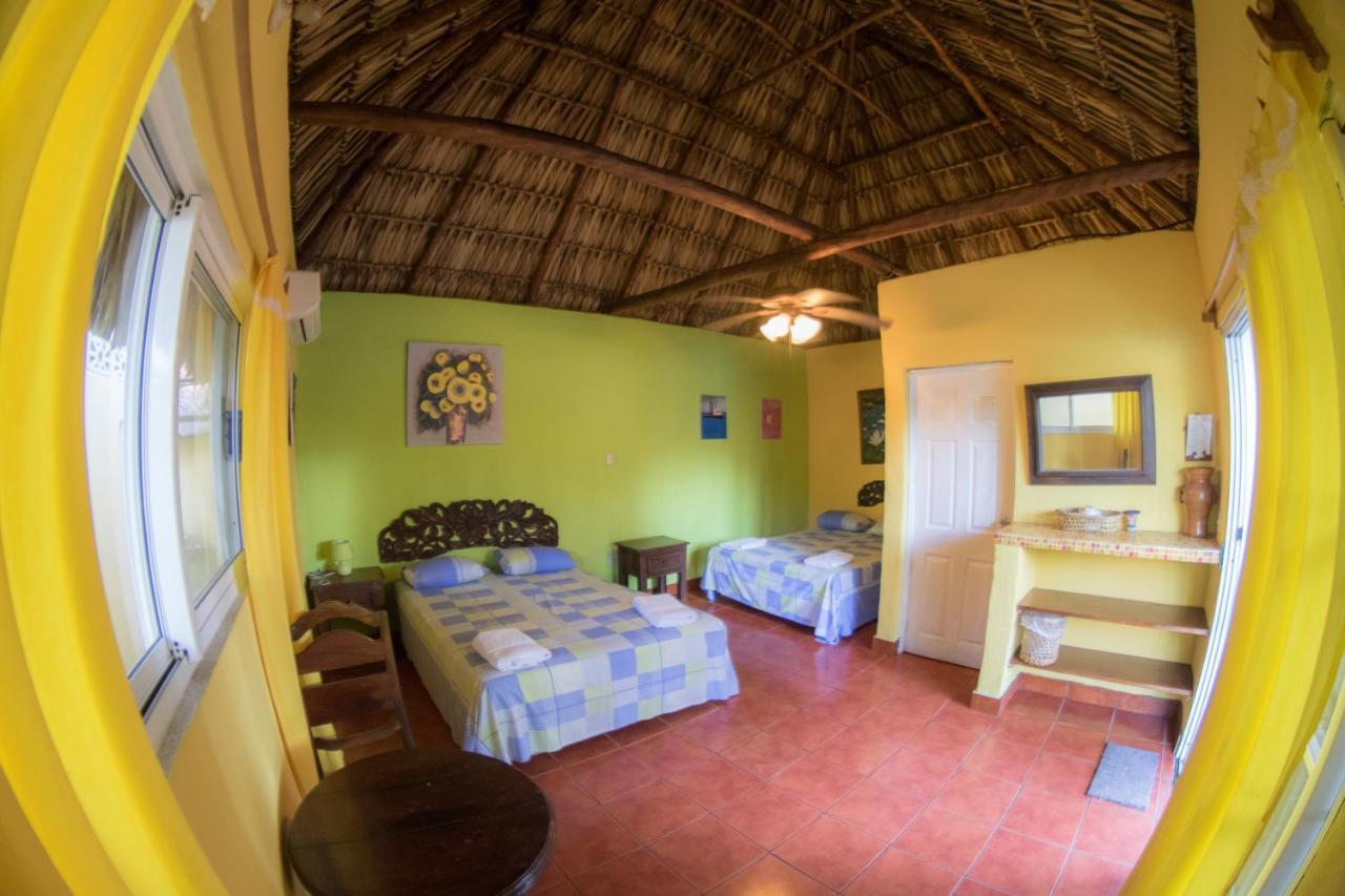 Hotel Cafe Del Sol Monterrico Dış mekan fotoğraf
