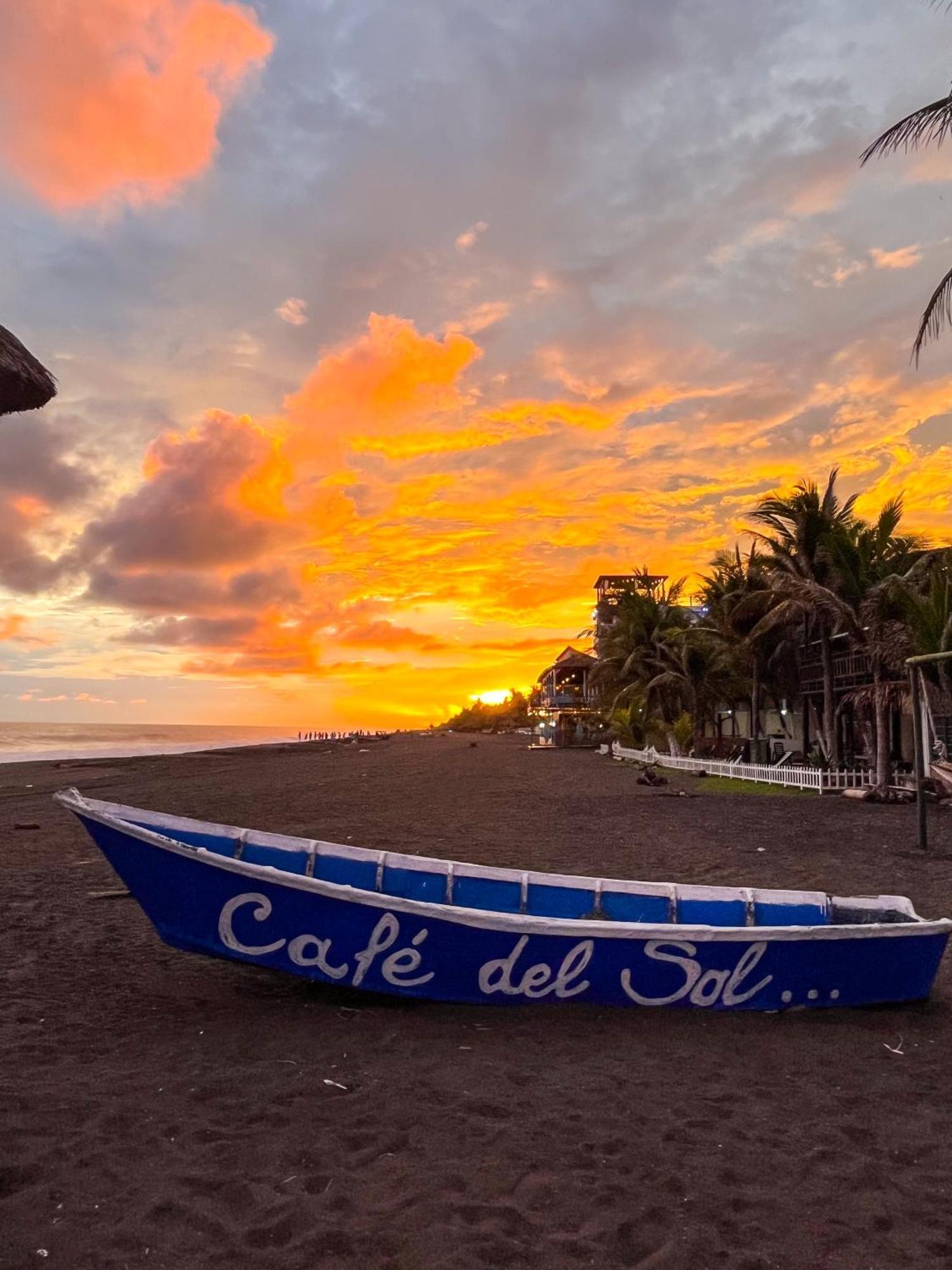Hotel Cafe Del Sol Monterrico Dış mekan fotoğraf