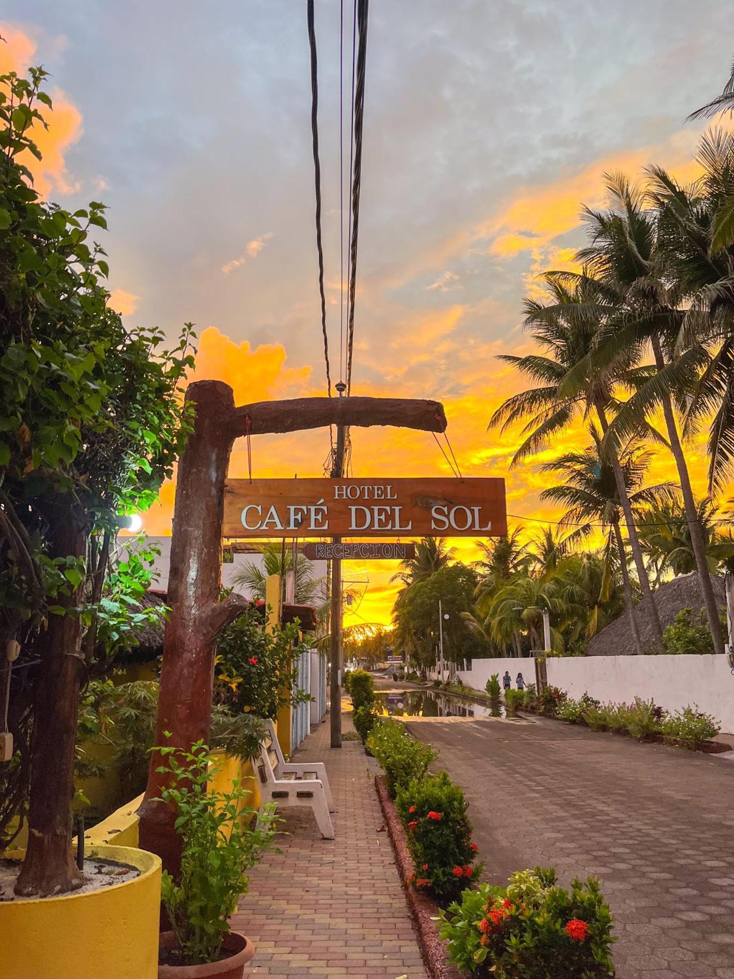 Hotel Cafe Del Sol Monterrico Dış mekan fotoğraf
