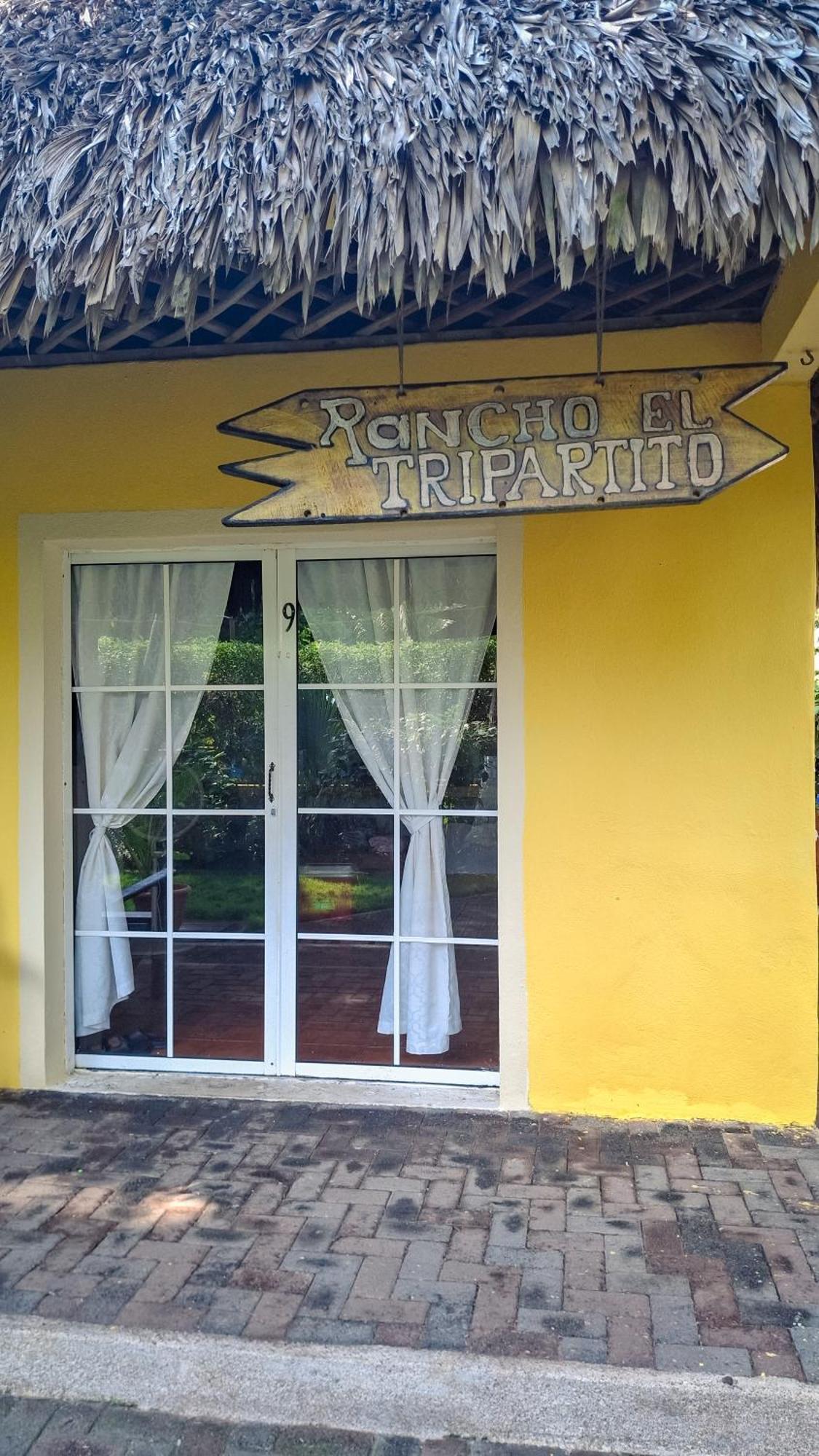 Hotel Cafe Del Sol Monterrico Dış mekan fotoğraf