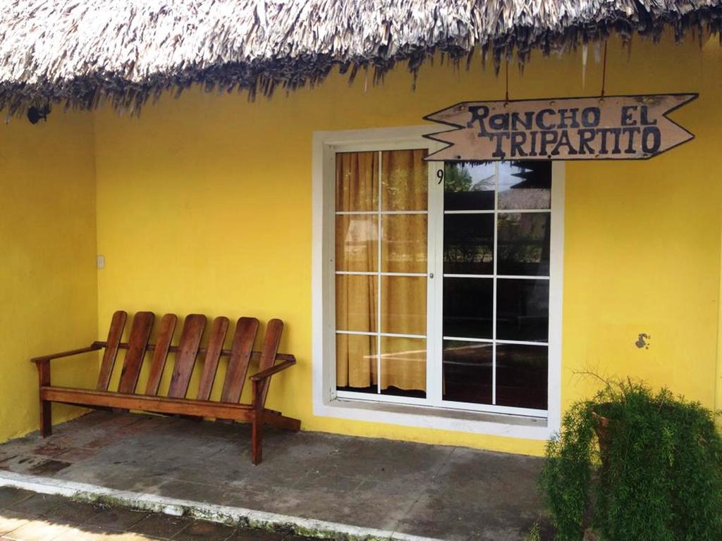 Hotel Cafe Del Sol Monterrico Oda fotoğraf